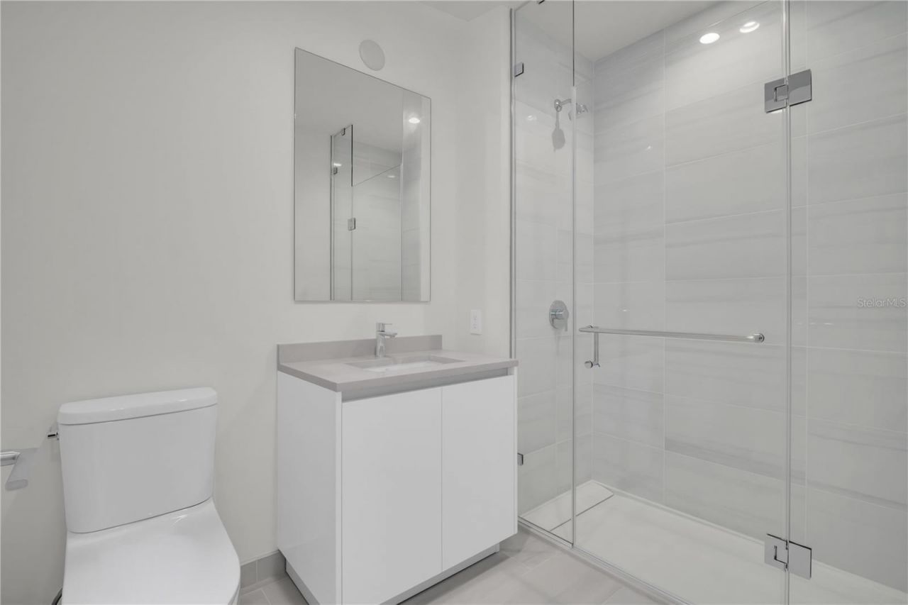 400 Central Avenue, Unit 4002, Saint Petersburg, FL 33701 Photo