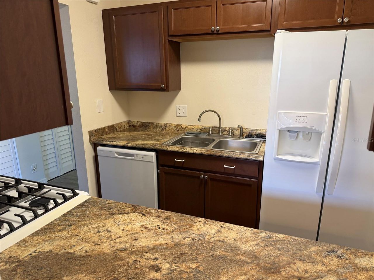 5967 Terrace Park Drive N, Unit 104, Saint Petersburg, FL 33709 Photo