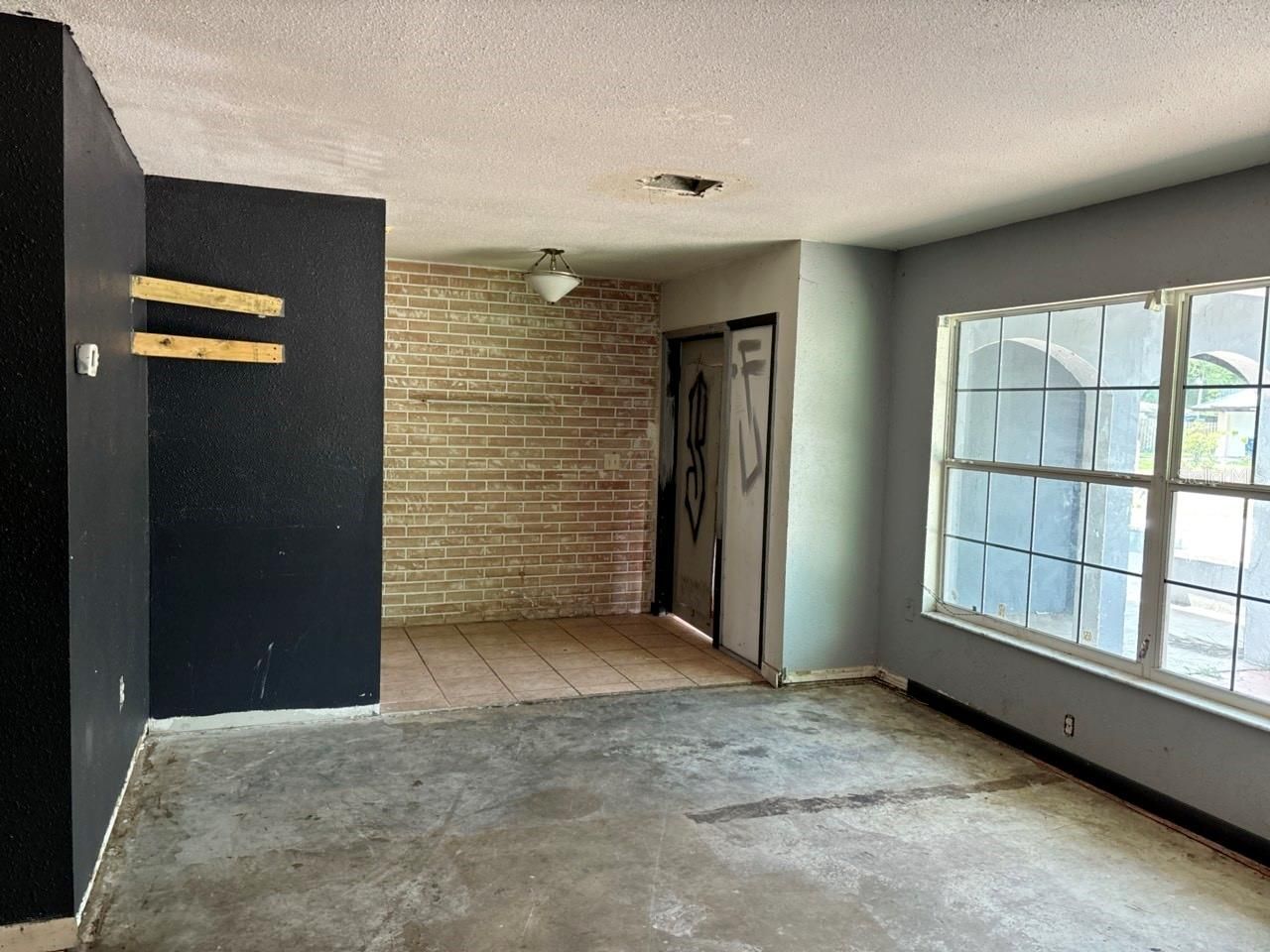 6329 11th Street Court E, Bradenton, FL 34203 Photo