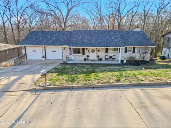 616 SHAWN DRIVE, Jefferson City, MO 65109