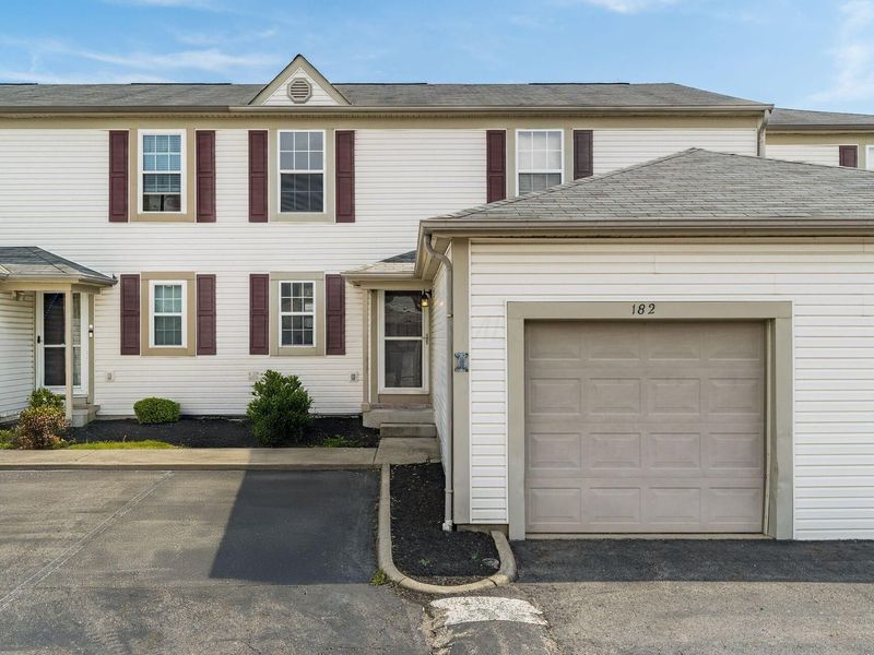 182 Macfalls Way, Unit # 17D, Blacklick, OH 43004 Photo 1