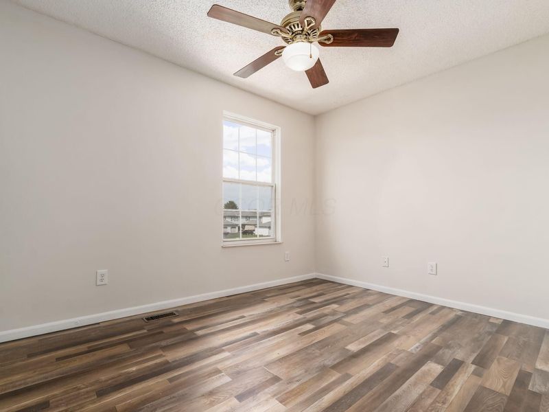 182 Macfalls Way, Unit # 17D, Blacklick, OH 43004 Photo 18