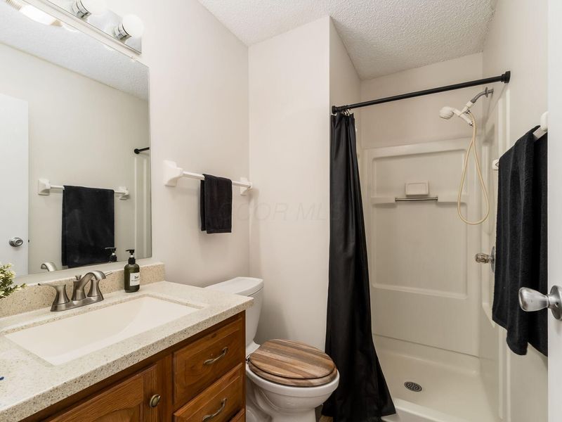 182 Macfalls Way, Unit # 17D, Blacklick, OH 43004 Photo 26