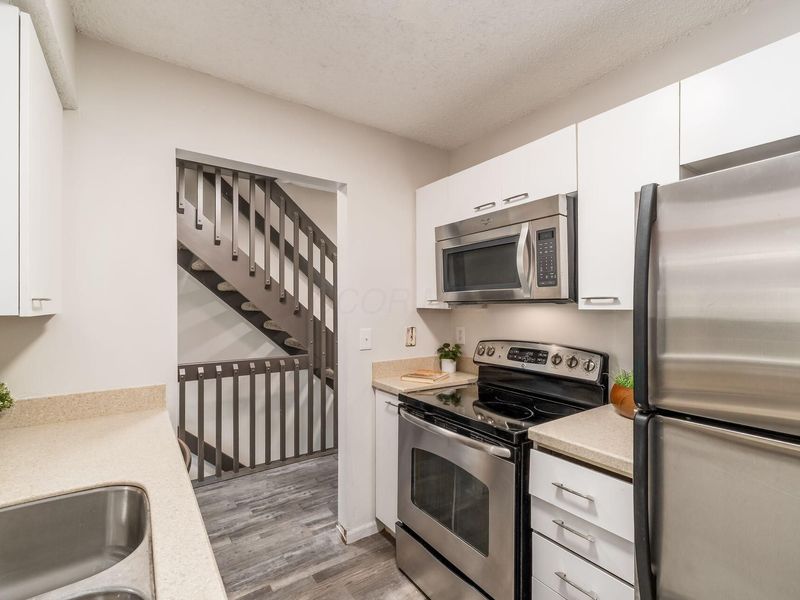 182 Macfalls Way, Unit # 17D, Blacklick, OH 43004 Photo 8