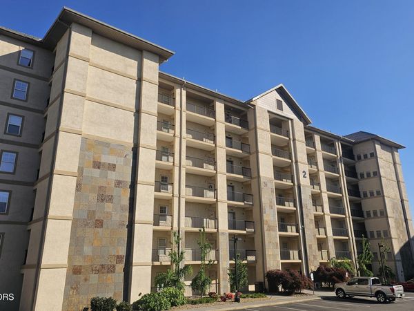 124 Plaza Drive, Pigeon Forge, TN 37863