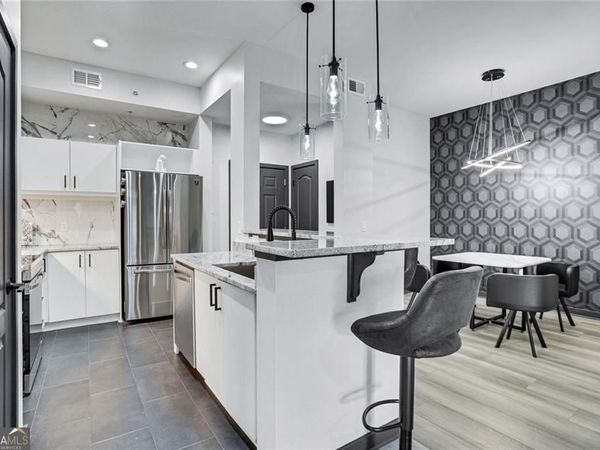 390 17th Street NW, Unit 6006, Atlanta, GA 30363