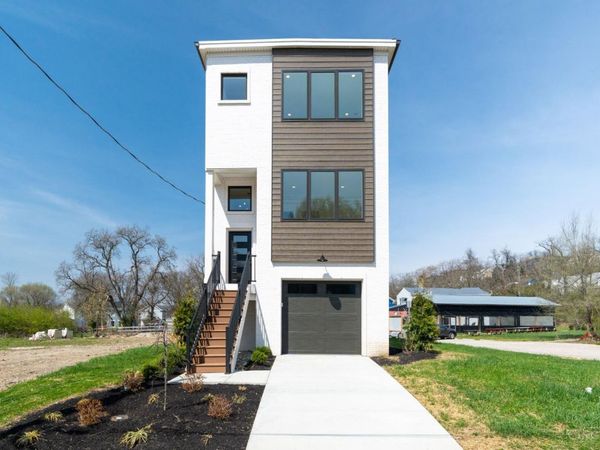 271 Strader Avenue, Cincinnati, OH 45226