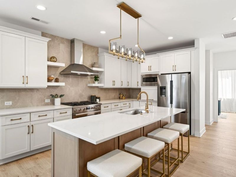 271 Strader Avenue, Cincinnati, OH 45226 Photo 2