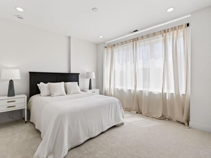 271 Strader Avenue, Cincinnati, OH 45226 Photo 27