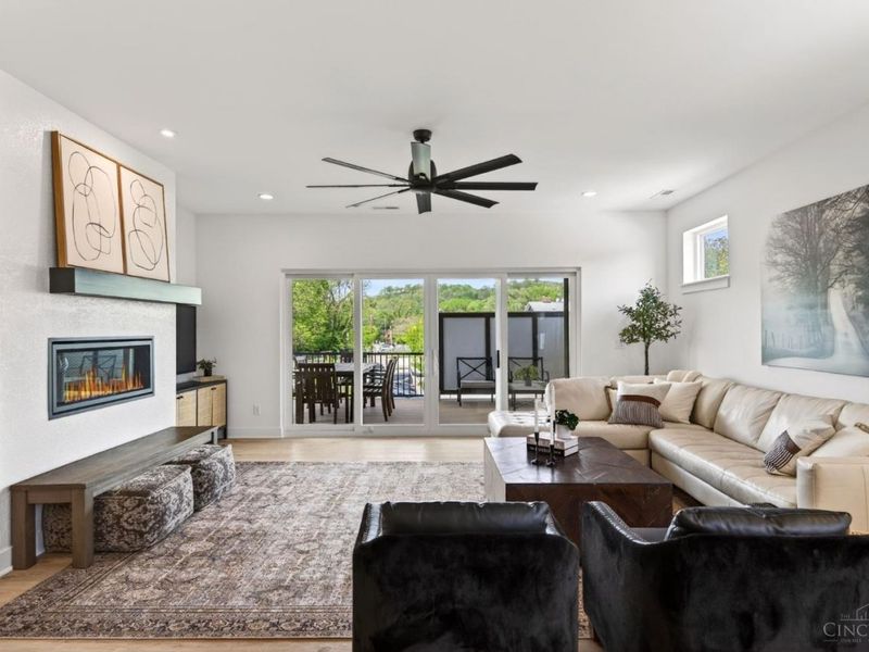 271 Strader Avenue, Cincinnati, OH 45226 Photo 4