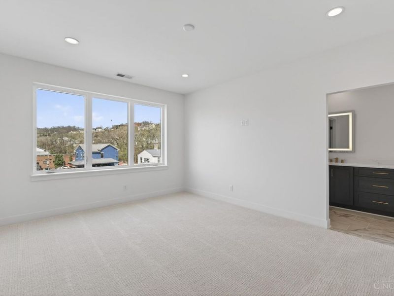 269 Strader Avenue, Cincinnati, OH 45226 Photo 14