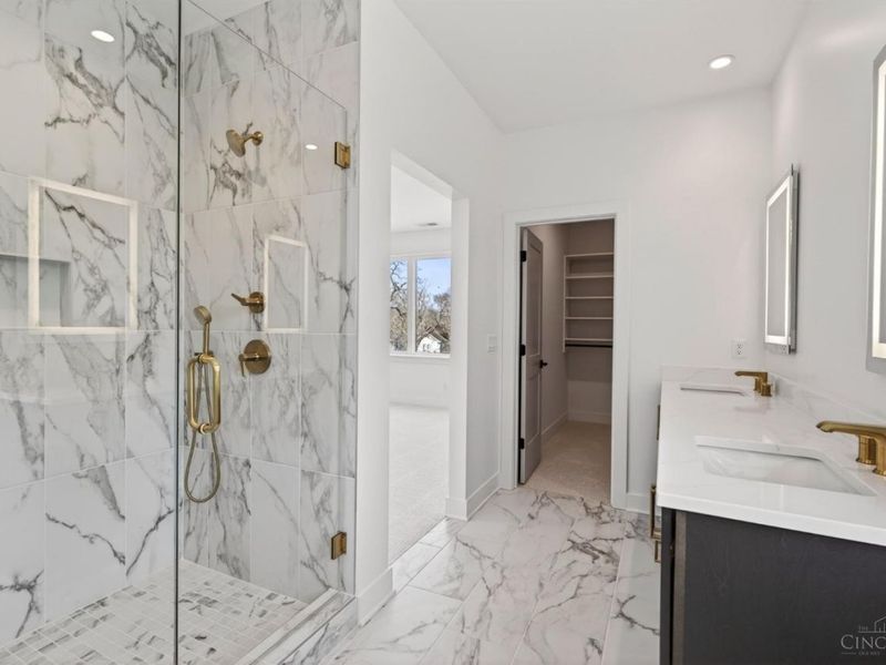 269 Strader Avenue, Cincinnati, OH 45226 Photo 4