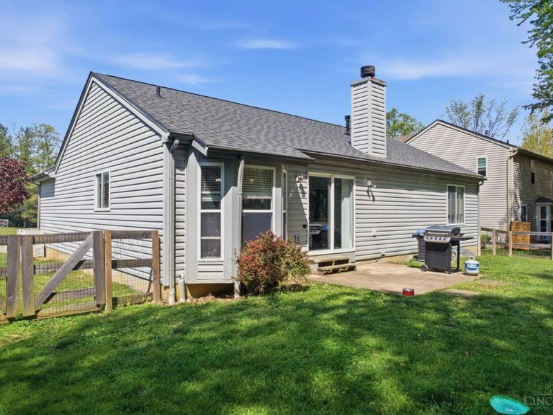 3586 Creek Crossing Blvd, Pierce Twp, OH 45102 Photo 4