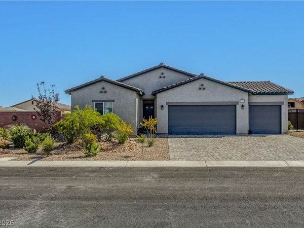 73 Hawk Avenue, Pahrump, NV 89060