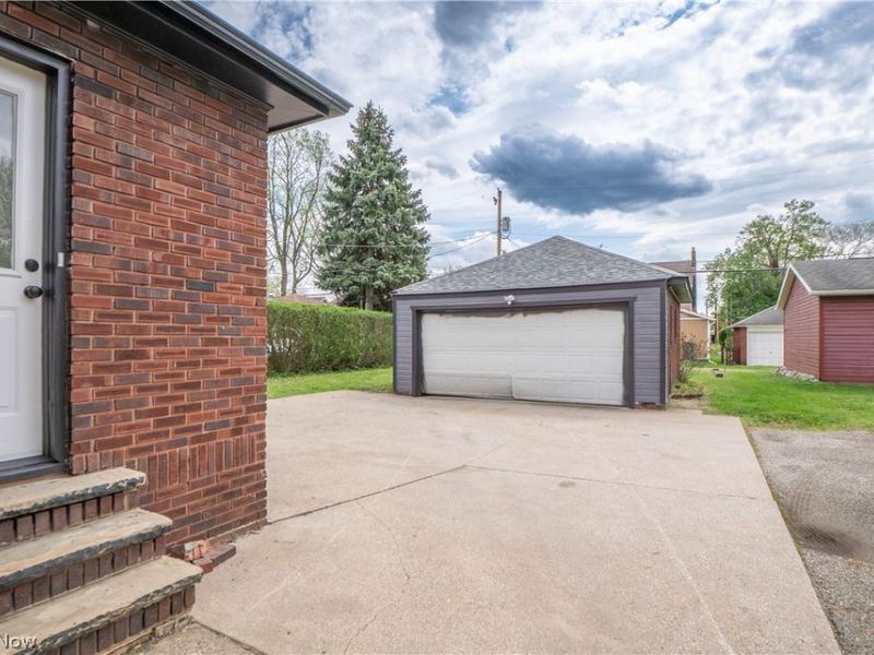 1322 12th Street NW, Canton, OH 44703 Photo 40