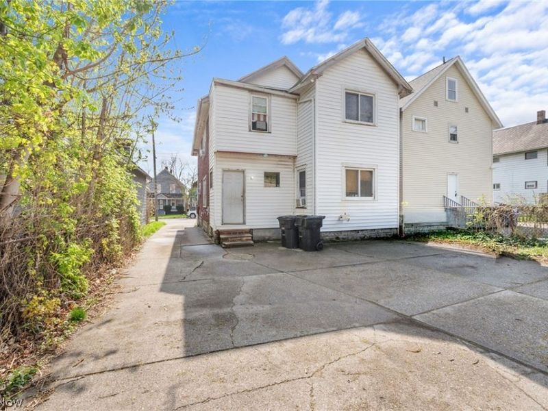 3426 W 65th Street, Cleveland, OH 44102 Photo 12