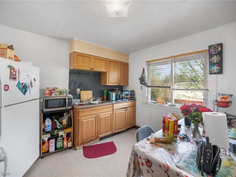 3426 W 65th Street, Cleveland, OH 44102 Photo 5