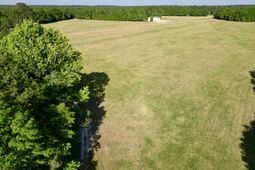 5095 Fellowship Road photo 4