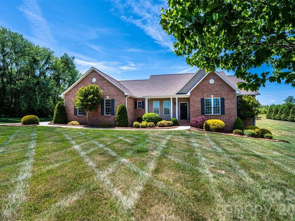 379 Horseshoe Bend Road, Hudson, NC 28638