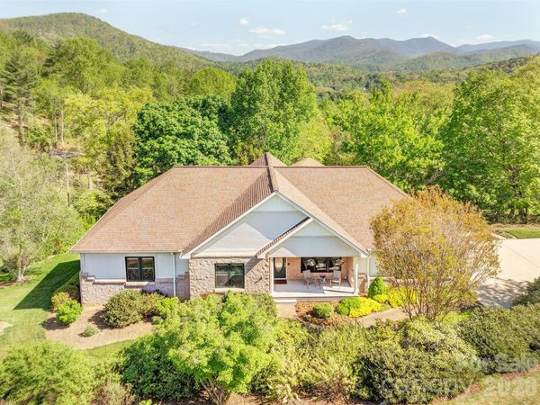 6 Clear Vista Drive, Asheville, NC 28805