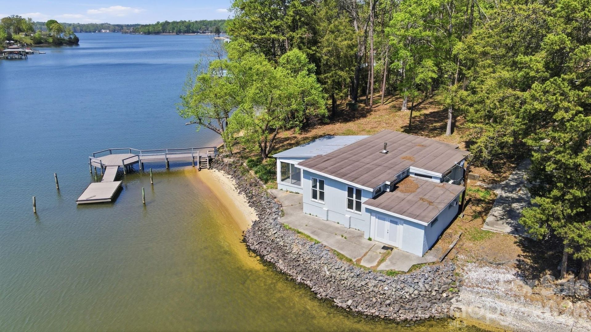 15609 Chatfield Drive , Charlotte, NC 28278 Main Photo