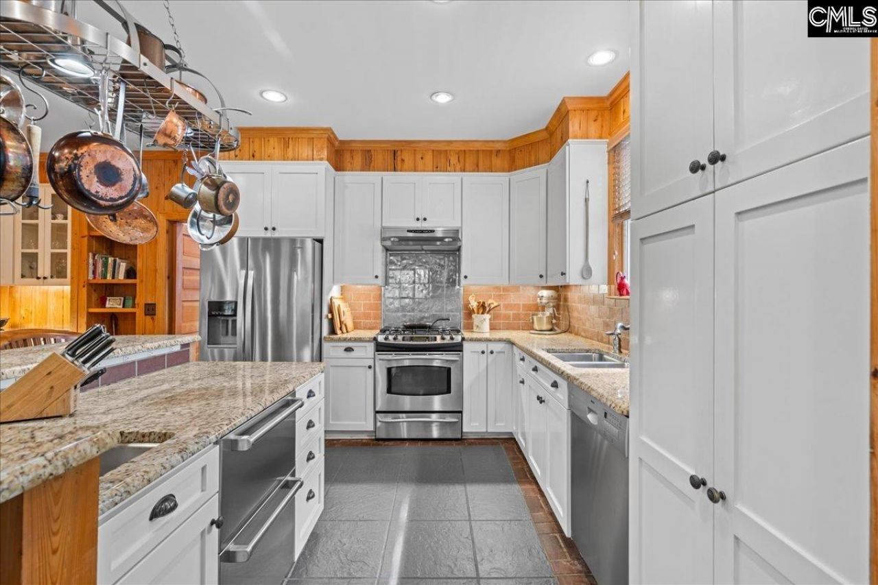 2884 Lake Road  Photo 15