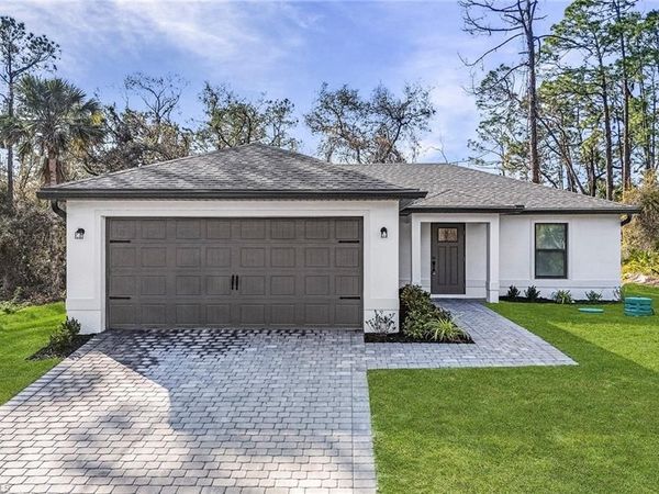 724 Goldrock RD , LEHIGH ACRES, FL 33974