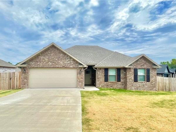 1759 Charismatic Drive , Prairie Grove, AR 72753