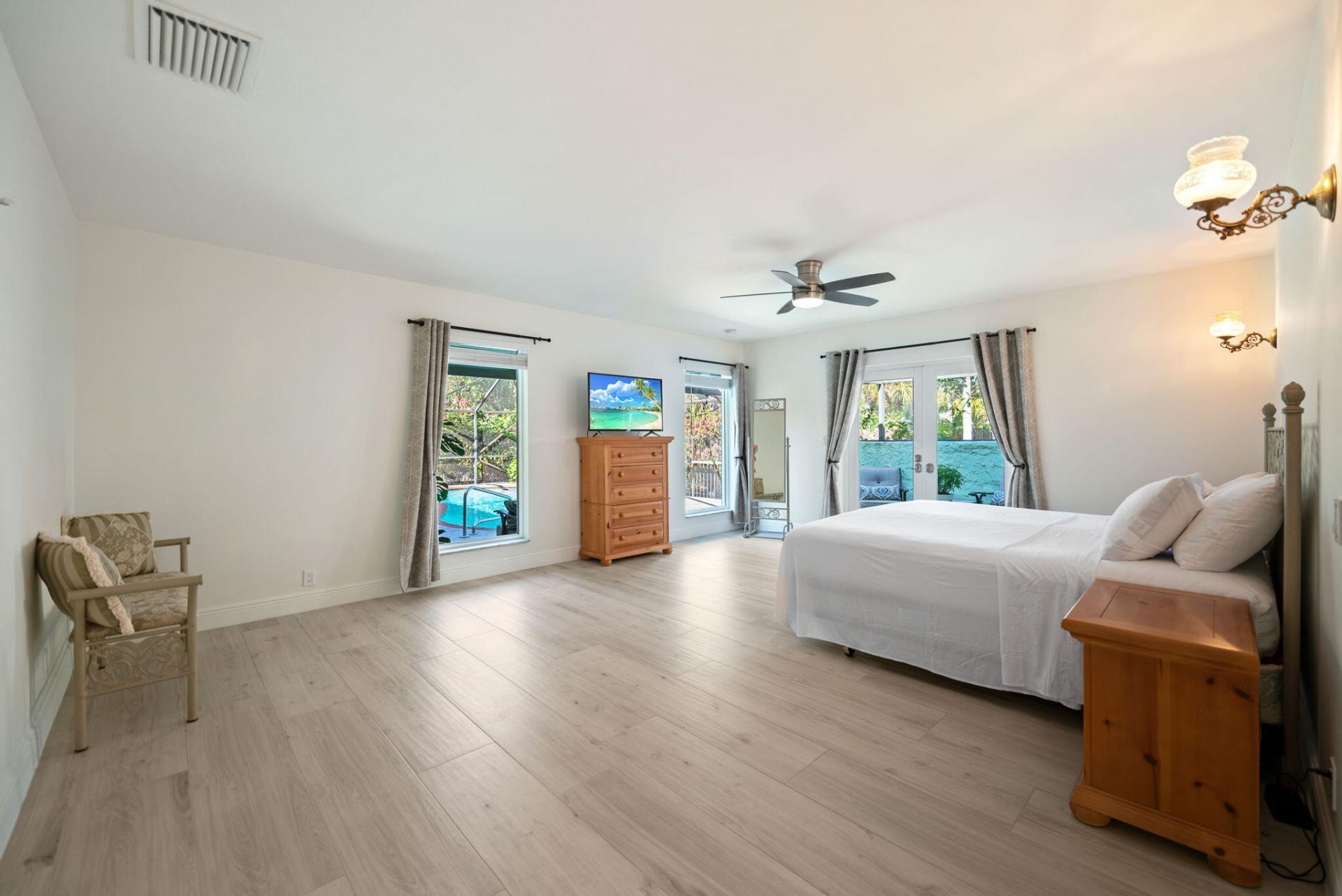 301 Jacaranda Drive, Plantation, FL 33324 Photo