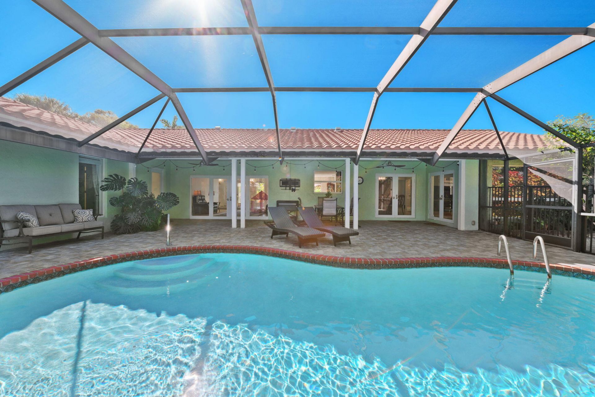 301 Jacaranda Drive, Plantation, FL 33324 Photo