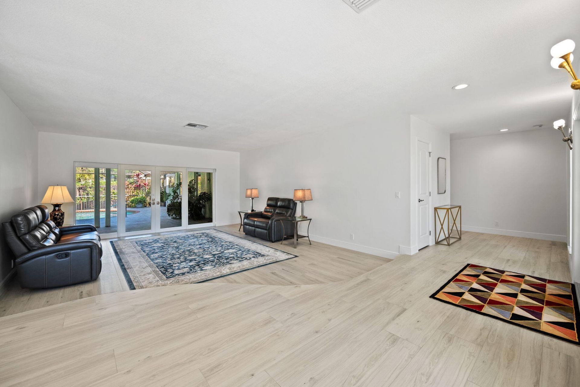 301 Jacaranda Drive, Plantation, FL 33324 Photo