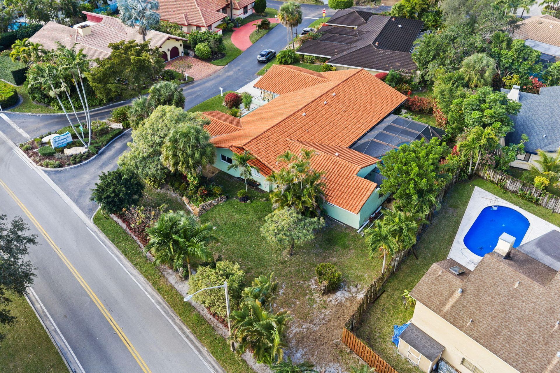 301 Jacaranda Drive, Plantation, FL 33324 Photo