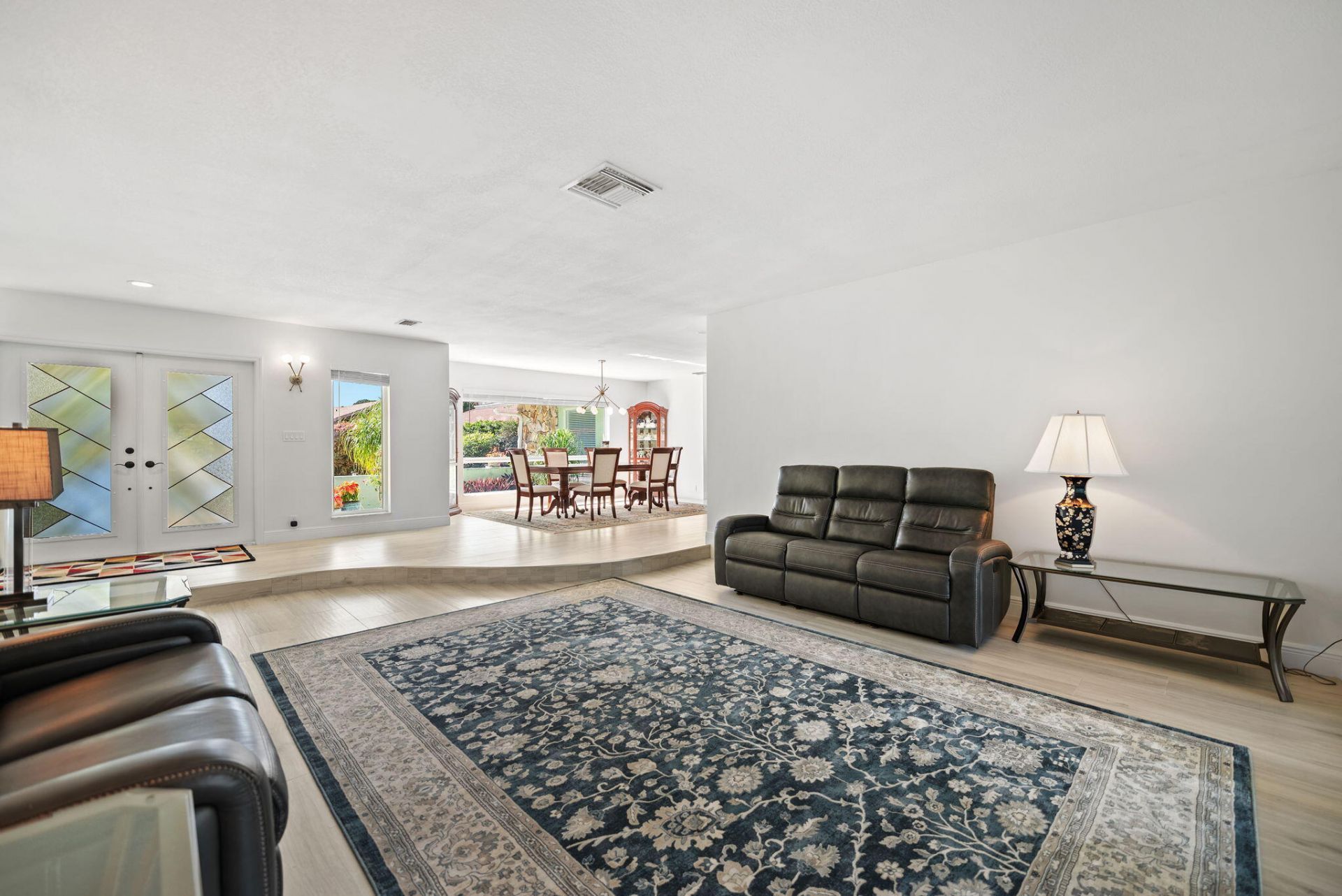 301 Jacaranda Drive, Plantation, FL 33324 Photo