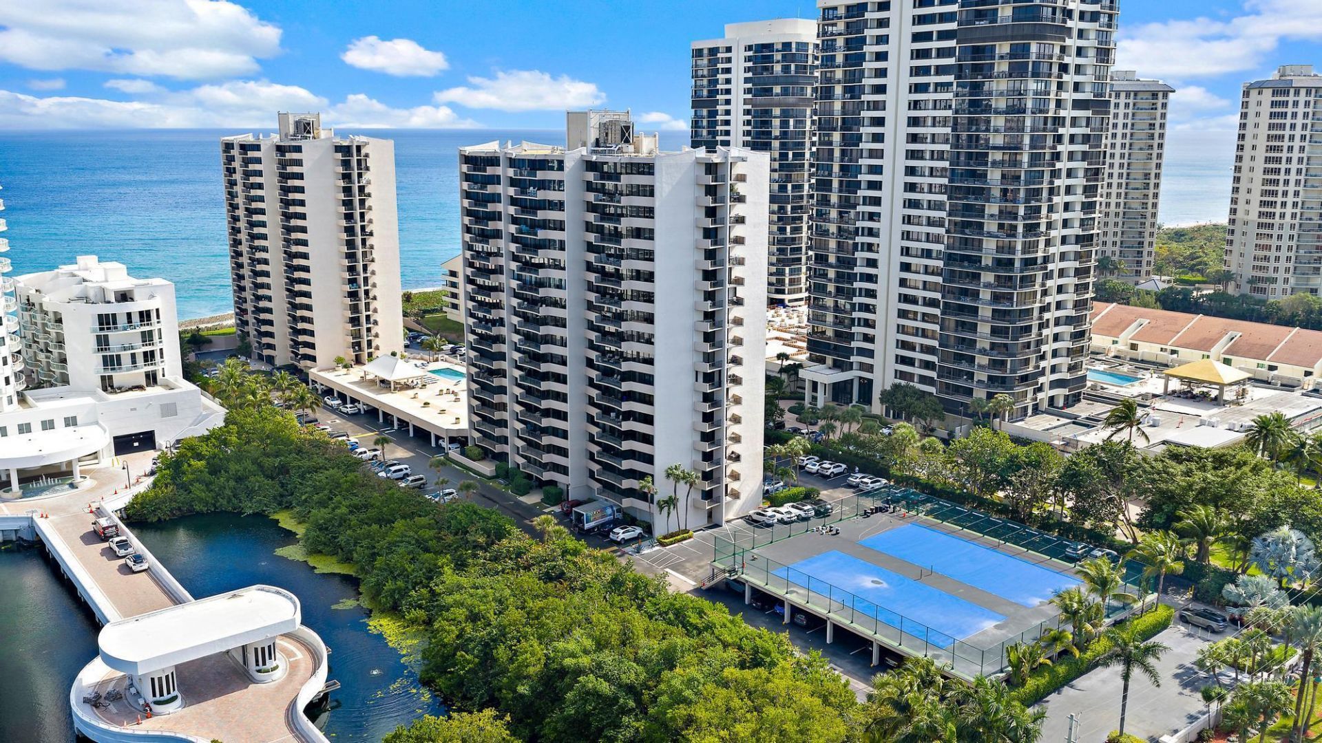 4200 N Ocean Drive, Unit 2-705, Singer Island, FL 33404 Photo