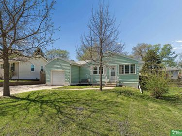 3418 S 88 Street, Omaha, NE 68124