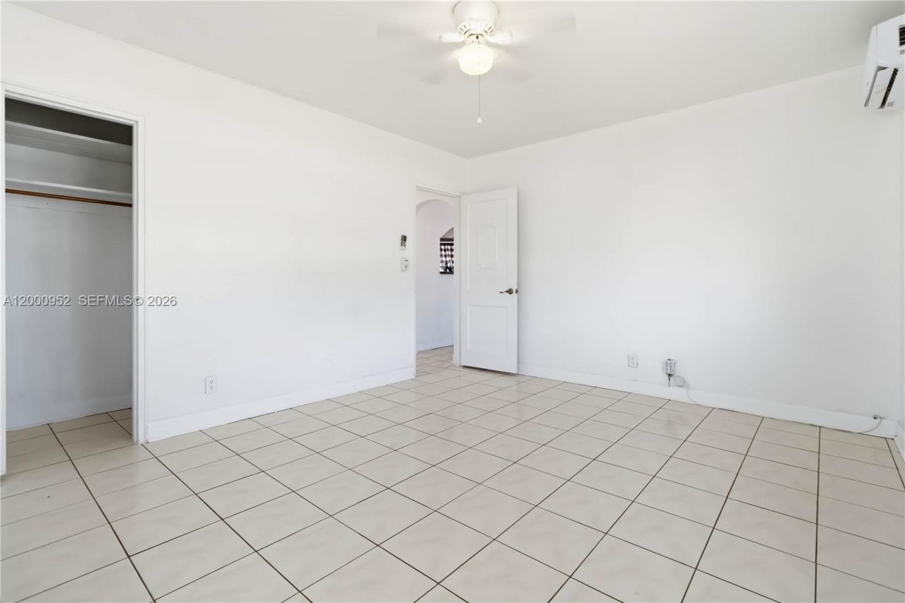 2820 Fletcher St , Hollywood, FL 33020 Photo