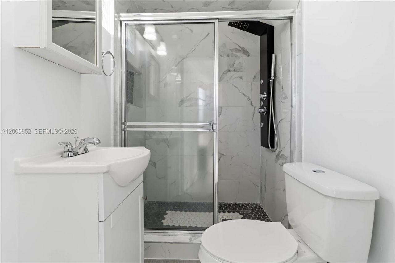 2820 Fletcher St , Hollywood, FL 33020 Photo