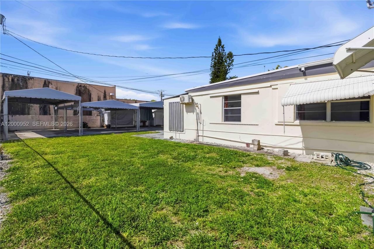 2820 Fletcher St , Hollywood, FL 33020 Photo