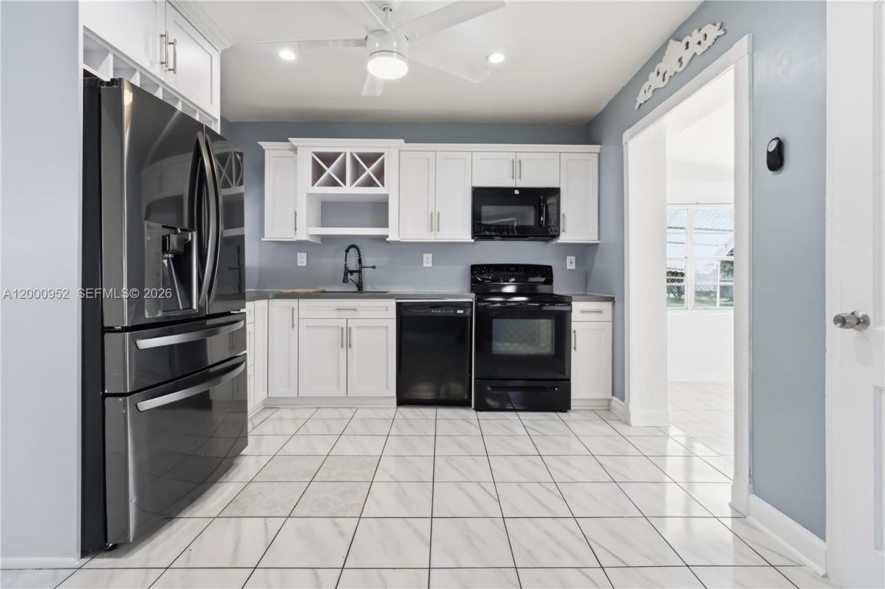 2820 Fletcher St , Hollywood, FL 33020 Photo