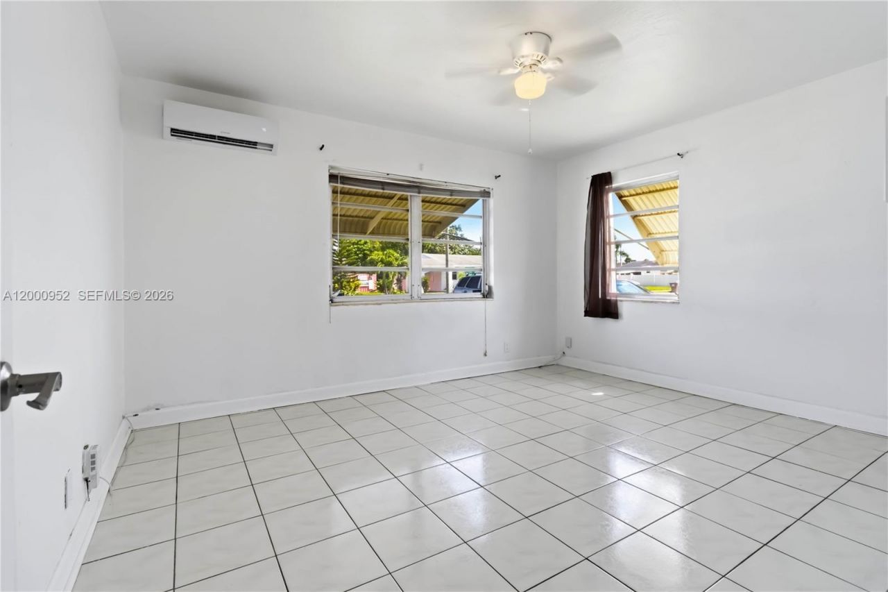 2820 Fletcher St , Hollywood, FL 33020 Photo