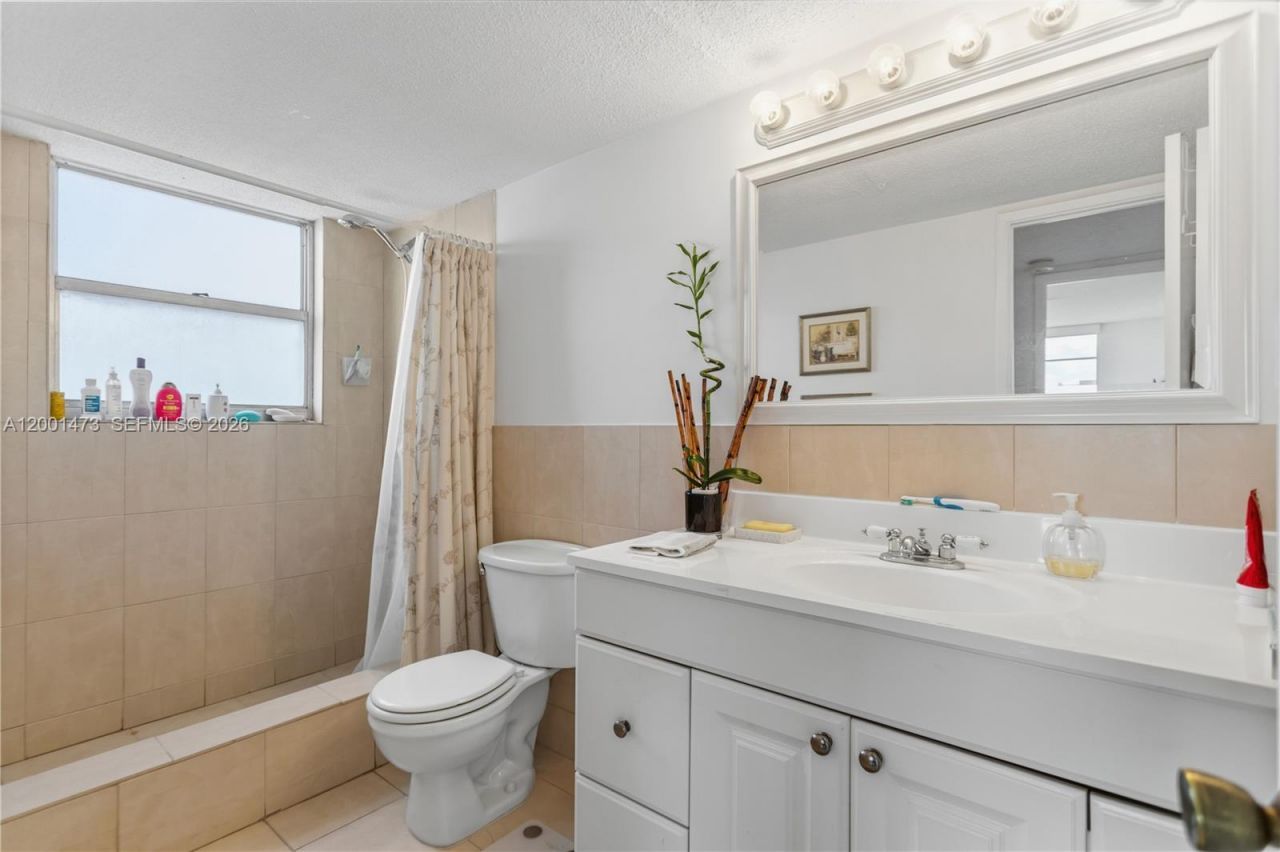2851 NE 183rd St, Unit 502E, Aventura, FL 33160 Photo