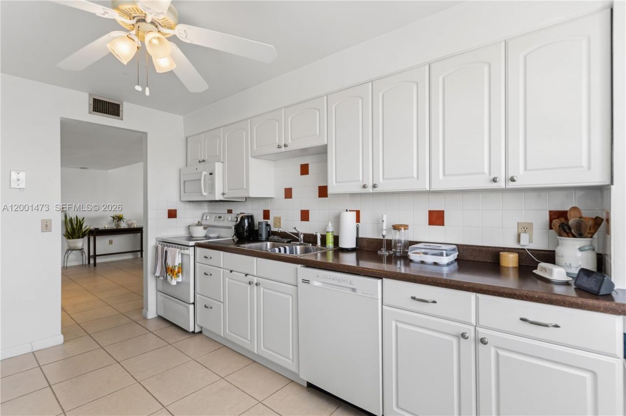 2851 NE 183rd St, Unit 502E, Aventura, FL 33160 Photo