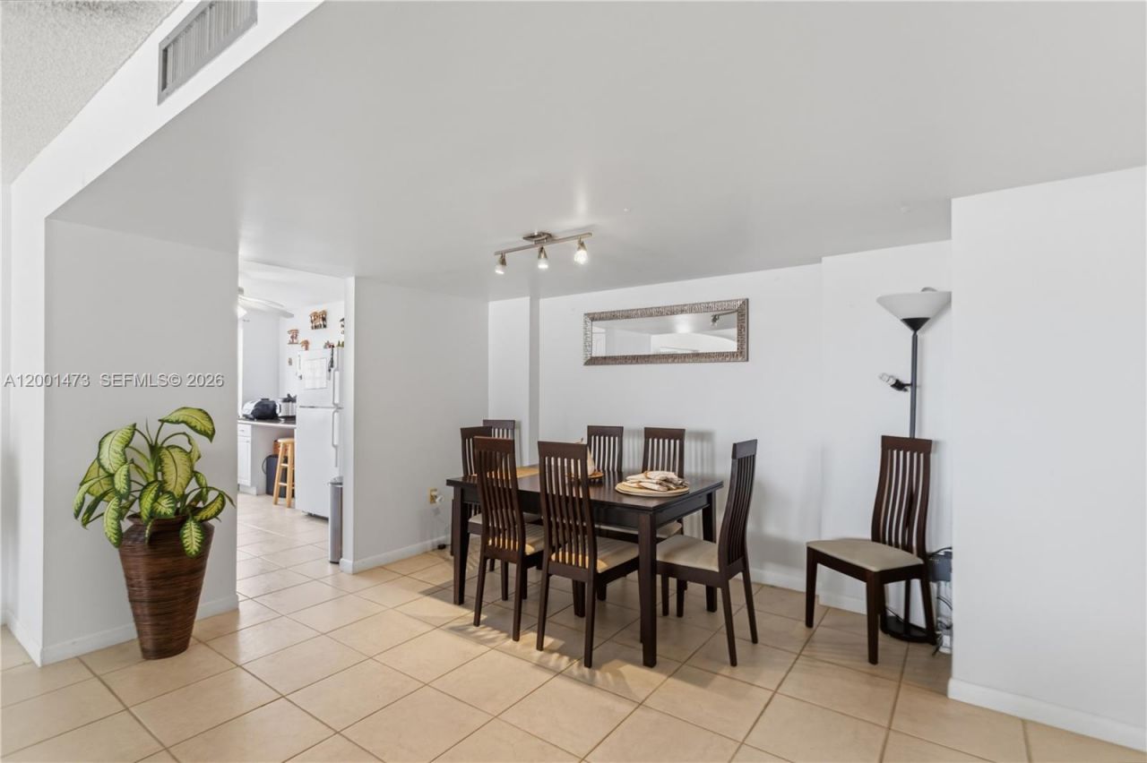 2851 NE 183rd St, Unit 502E, Aventura, FL 33160 Photo