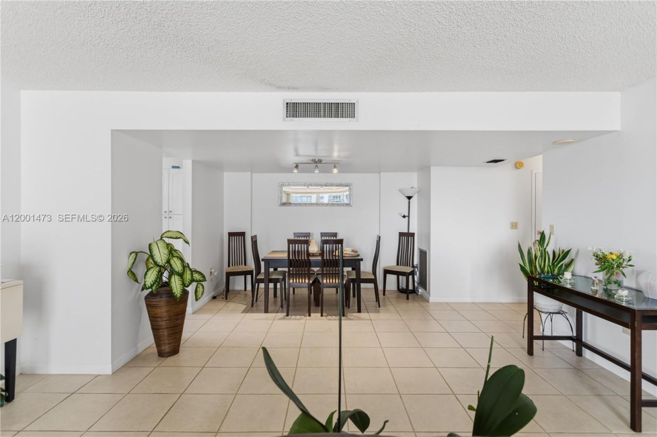 2851 NE 183rd St, Unit 502E, Aventura, FL 33160 Photo