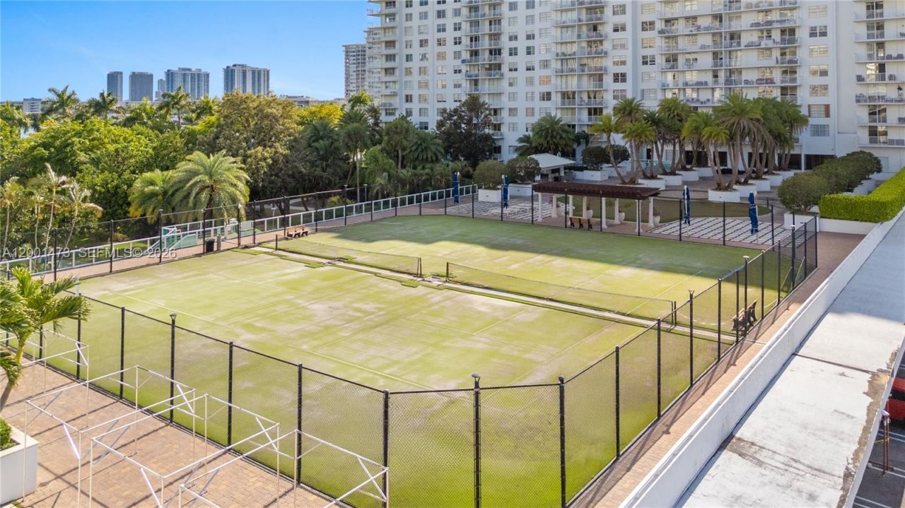 2851 NE 183rd St, Unit 502E, Aventura, FL 33160 Photo