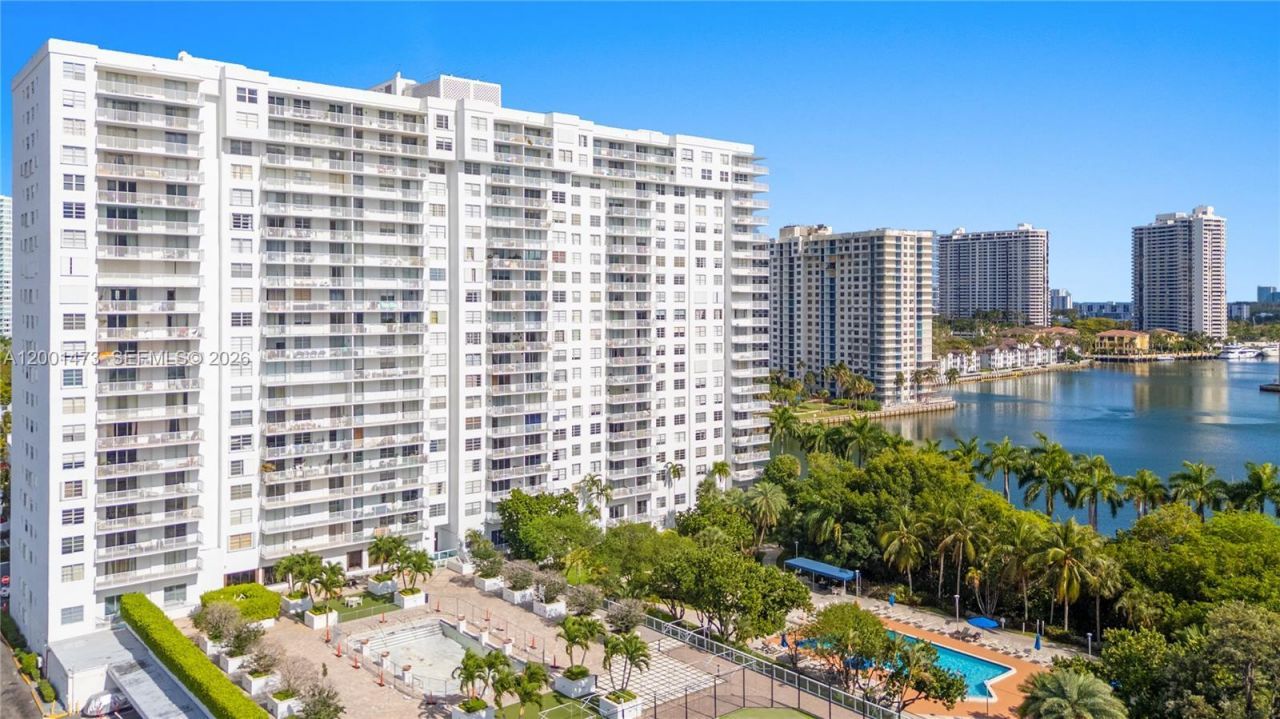 2851 NE 183rd St, Unit 502E, Aventura, FL 33160 Photo