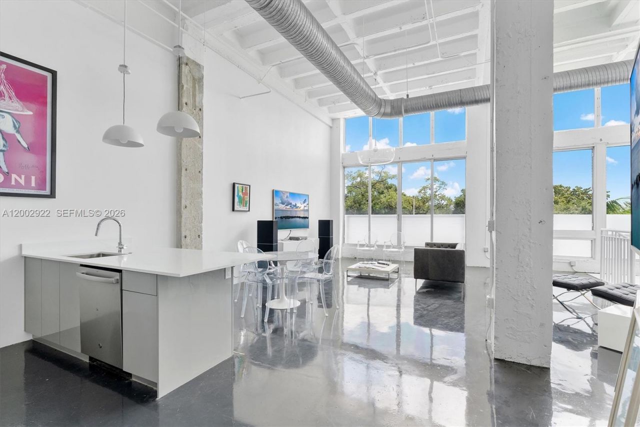 8101 Biscayne Blvd, Unit R-306, Miami, FL 33138 Photo
