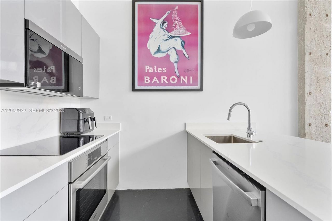 8101 Biscayne Blvd , Unit R-306, Miami, FL 33138 Photo