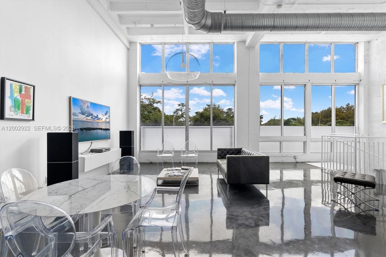 8101 Biscayne Blvd, Unit R-306, Miami, FL 33138 Photo