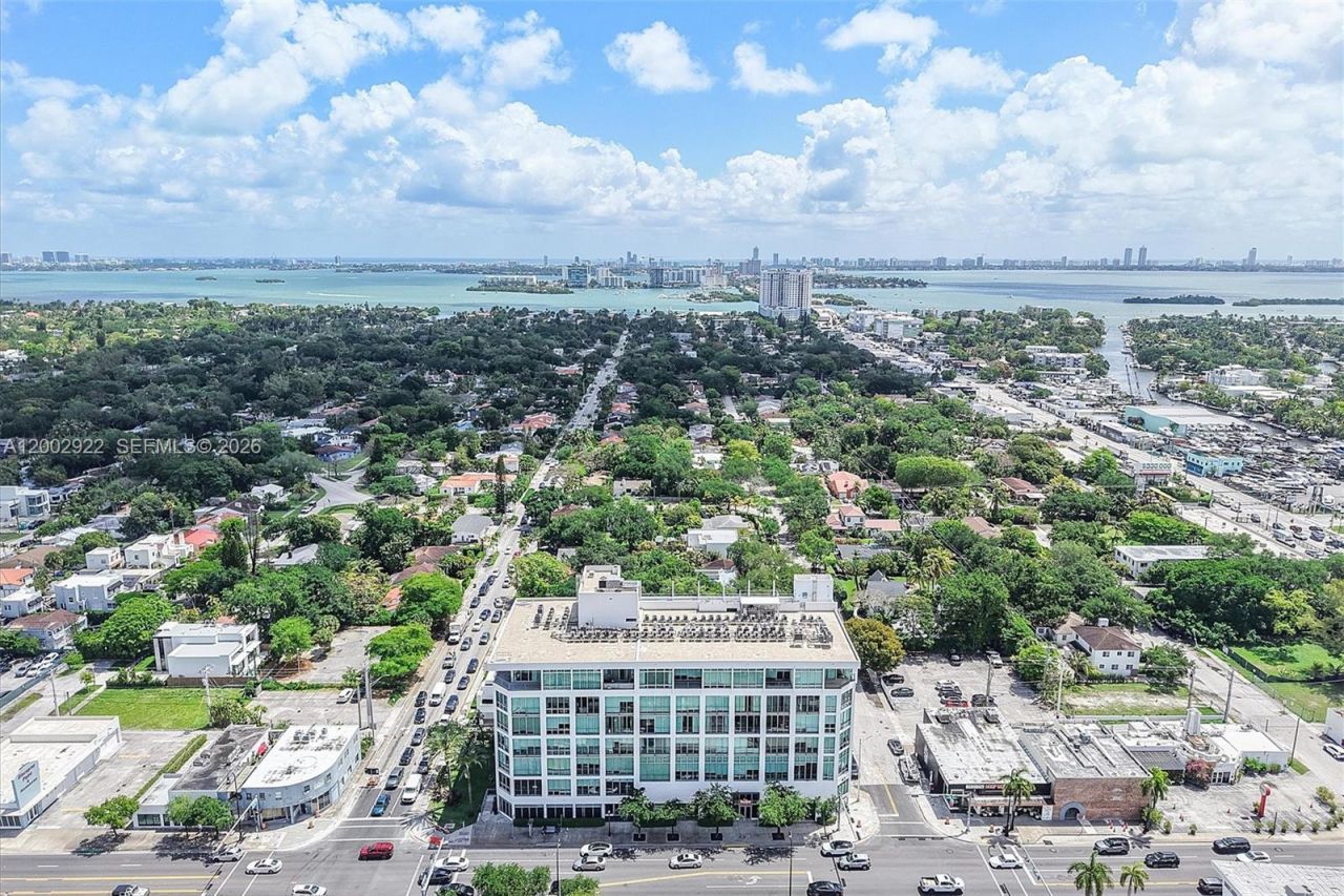 8101 Biscayne Blvd, Unit R-306, Miami, FL 33138 Photo